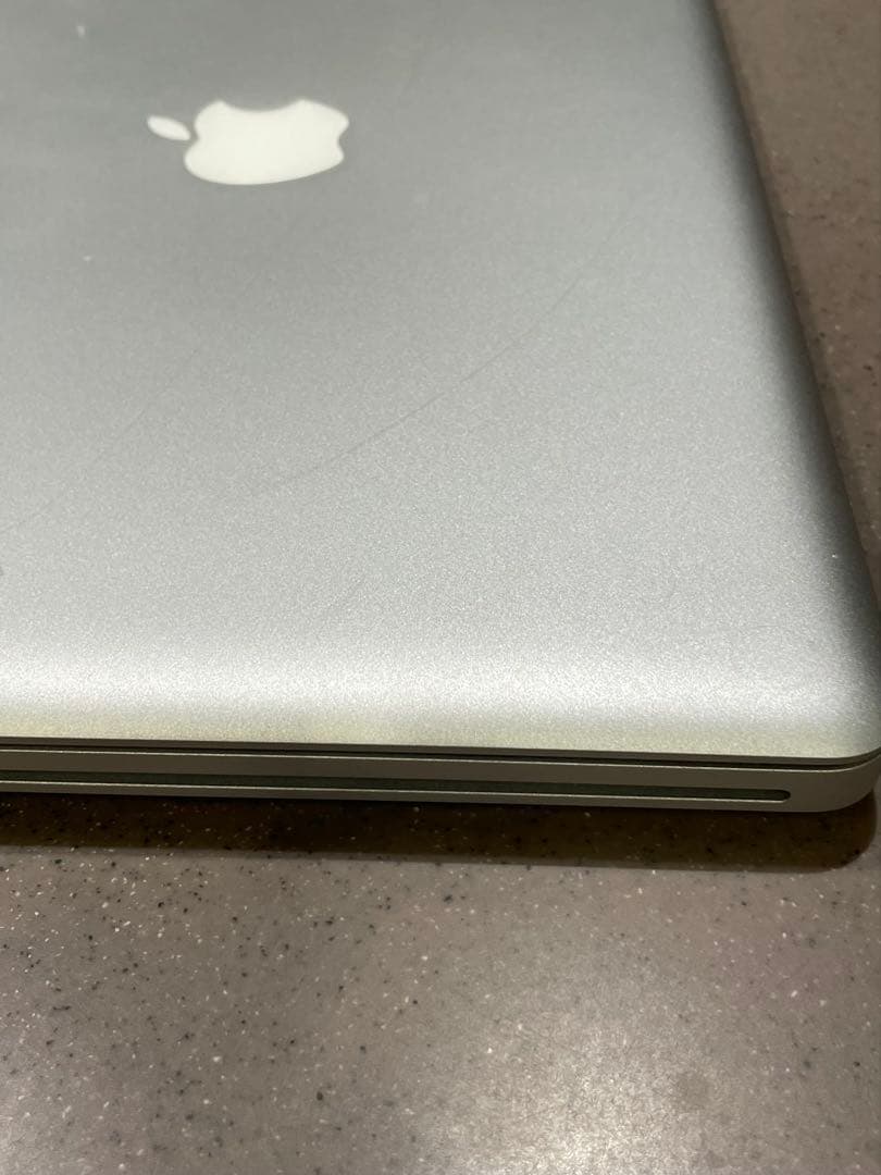 MacBook本体 MacBook Pro 13 i7 8GB 256Gb SSD 2012