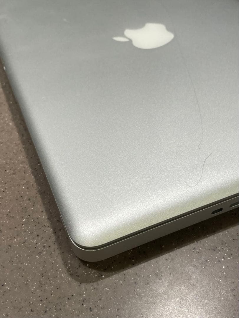 MacBook本体 MacBook Pro 13 i7 8GB 256Gb SSD 2012