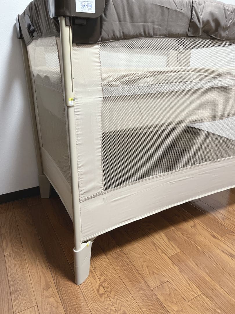 【極美品】アップリカ ココネルエアー ベビーベッド サークル 寝具 66047