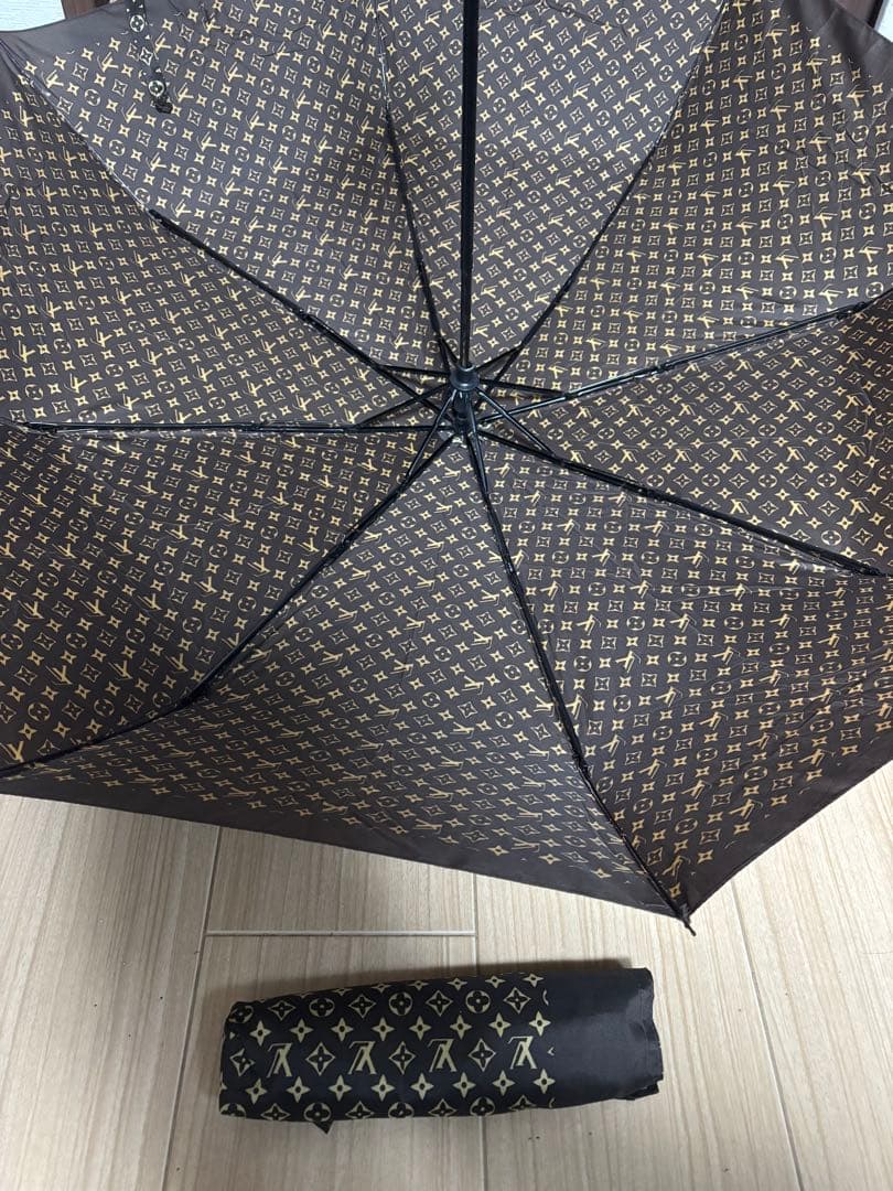 VUITTONの折り畳み傘 【まゆ様購入】