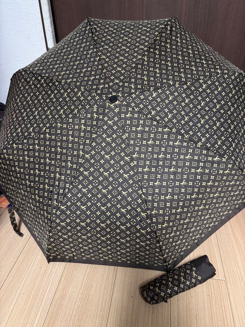VUITTONの折り畳み傘 【まゆ様購入】