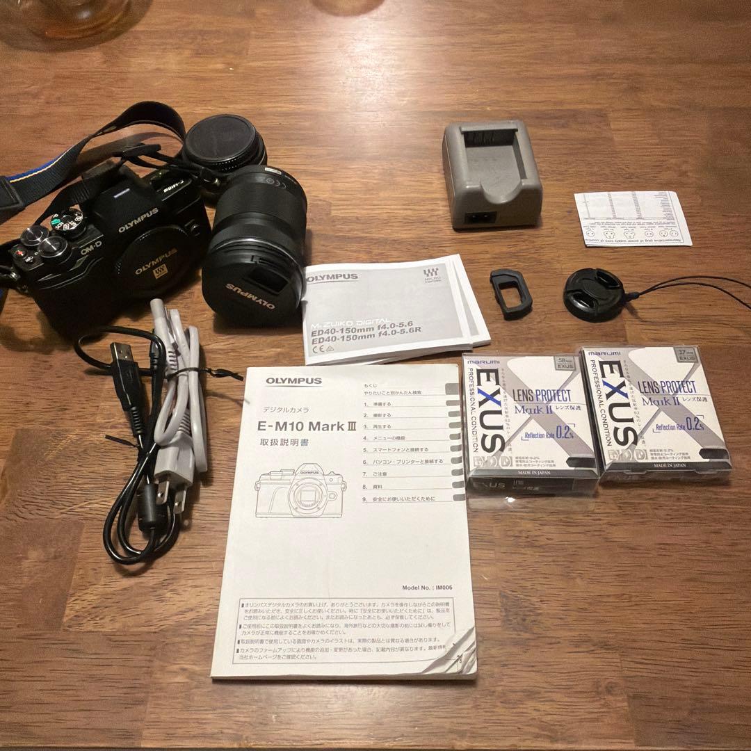 【極美品】OLYMPUS OM-D EM10 MarkⅢ