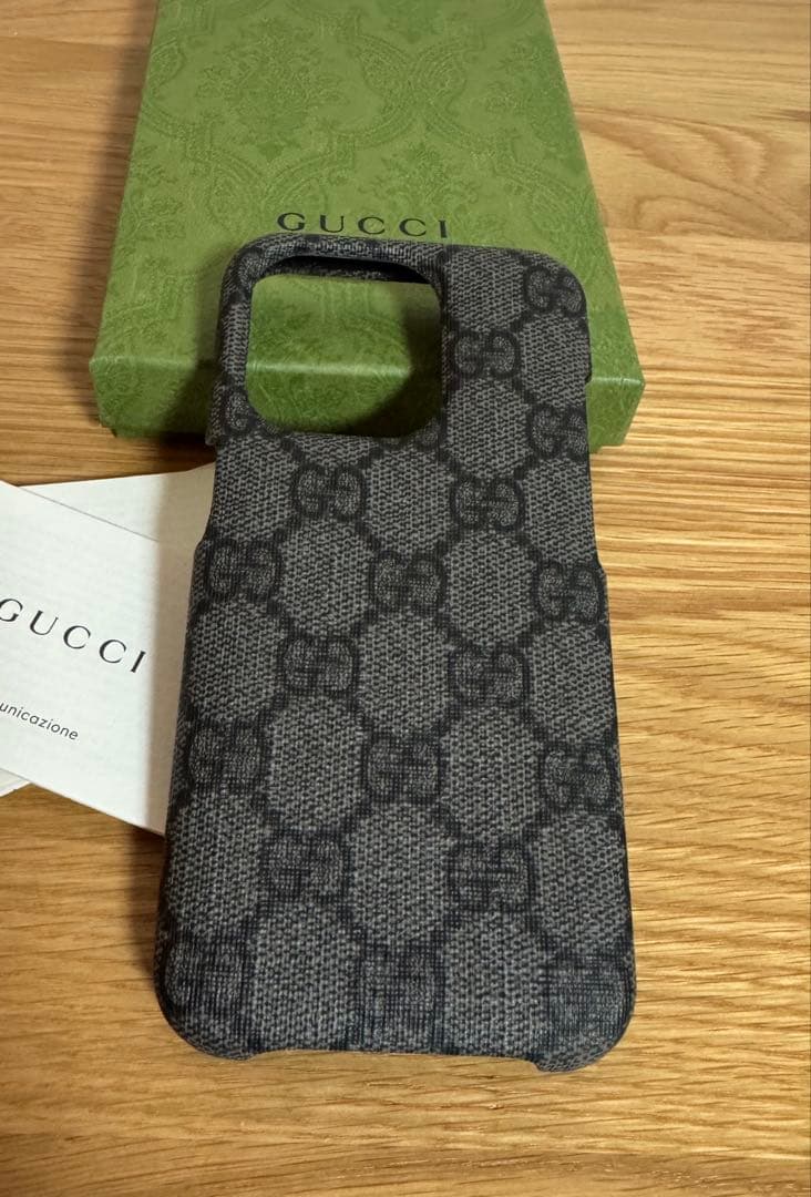 お値下げ❗️新品未使用GUCCIオフィディアアイホン15proケースGG柄ブラック