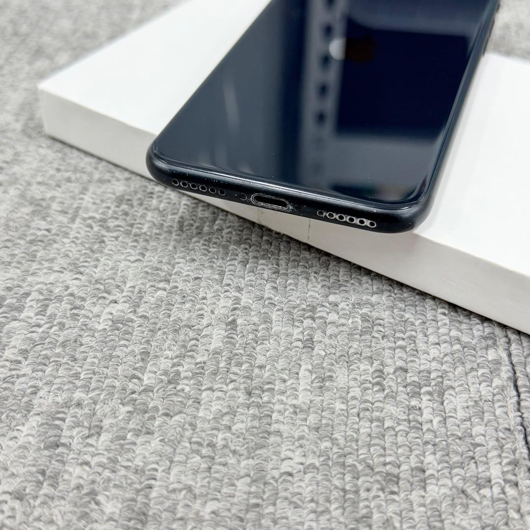 iPhone SE（第3世代）256GB ミッドナイト SIMフリー