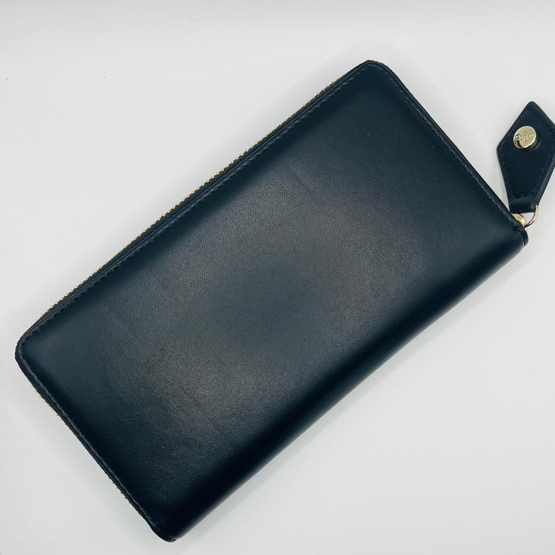 ペネロペ様　Vivienne Westwood 長財布 定番 おしゃれオーブ 黒