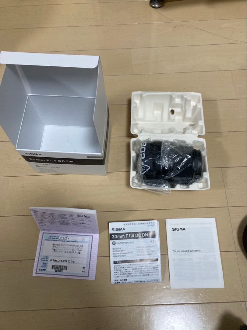 SIGMA 30mm F1.4 DC DN レンズ　SONY