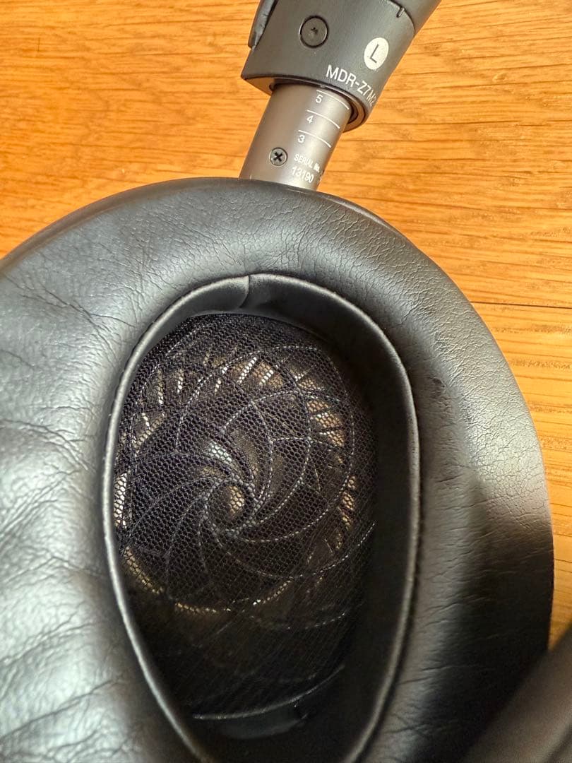 SONY ステレオヘッドホン ハイレゾ音源対応 ブラック MDR-Z7M2