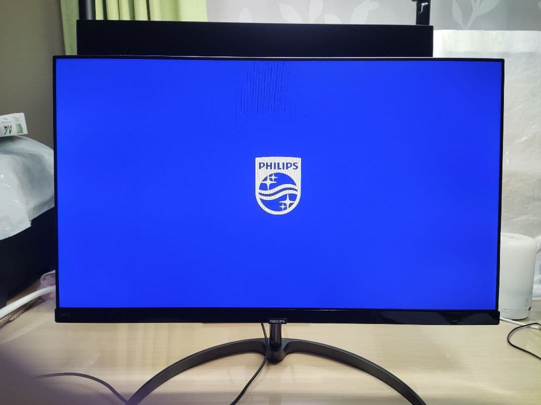 23.8インチフルHDPhilips ディスプレイ　241E9