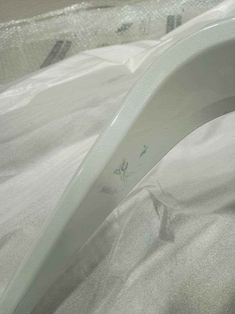 カローラクロス モデリスタ リアスパッツ　パールホワイト089