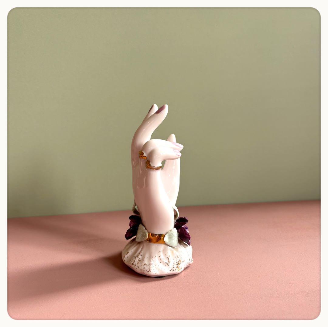 やもぬページ　ヴィンテージ　レフトン　ハンドモチーフ　リングホルダー