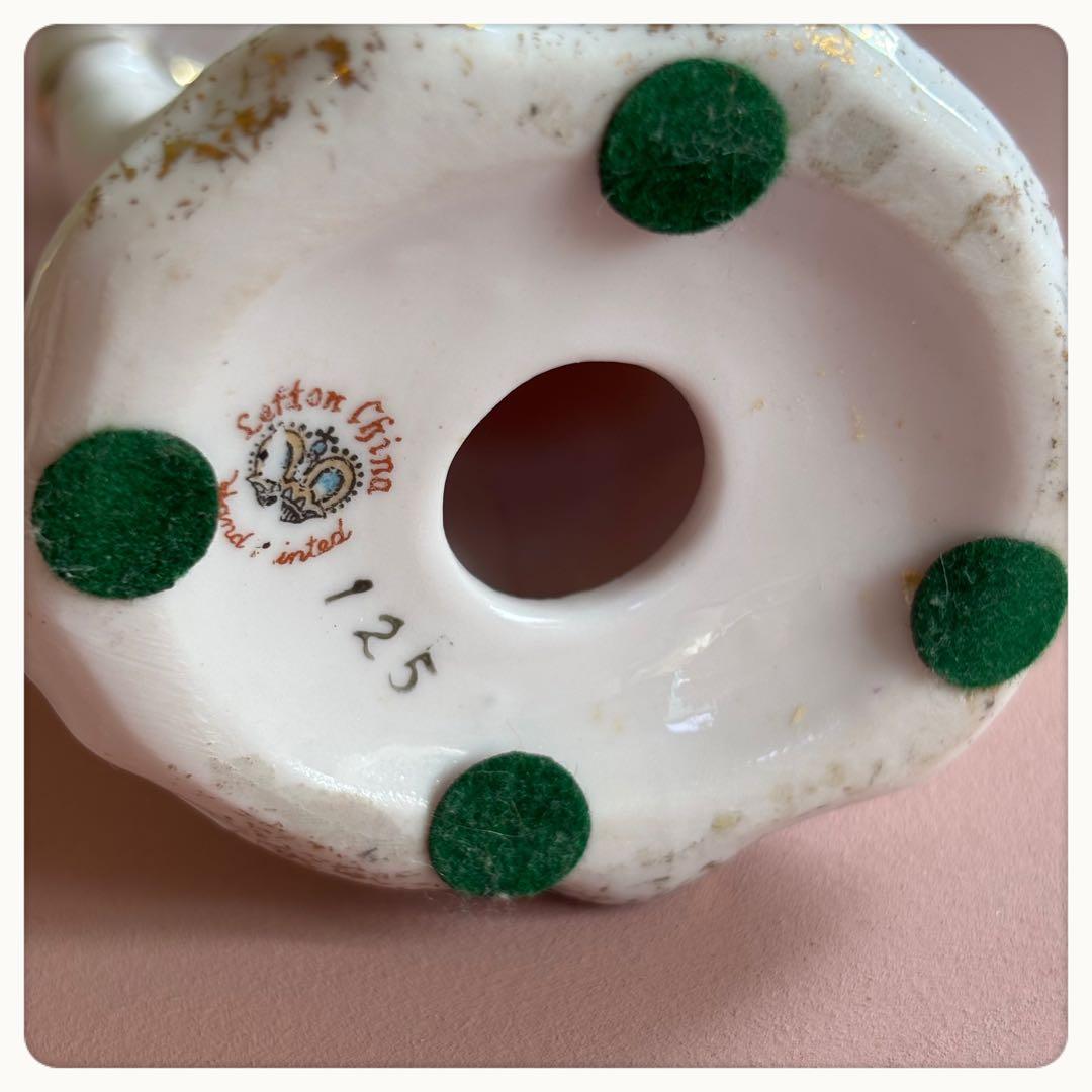 やもぬページ　ヴィンテージ　レフトン　ハンドモチーフ　リングホルダー