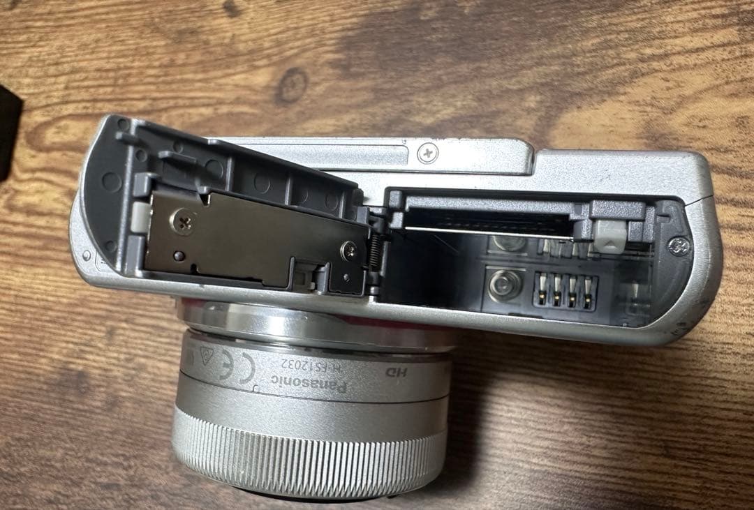 Panasonic LUMIX DMC-GF7 ミラーレス一眼カメラ ピンク