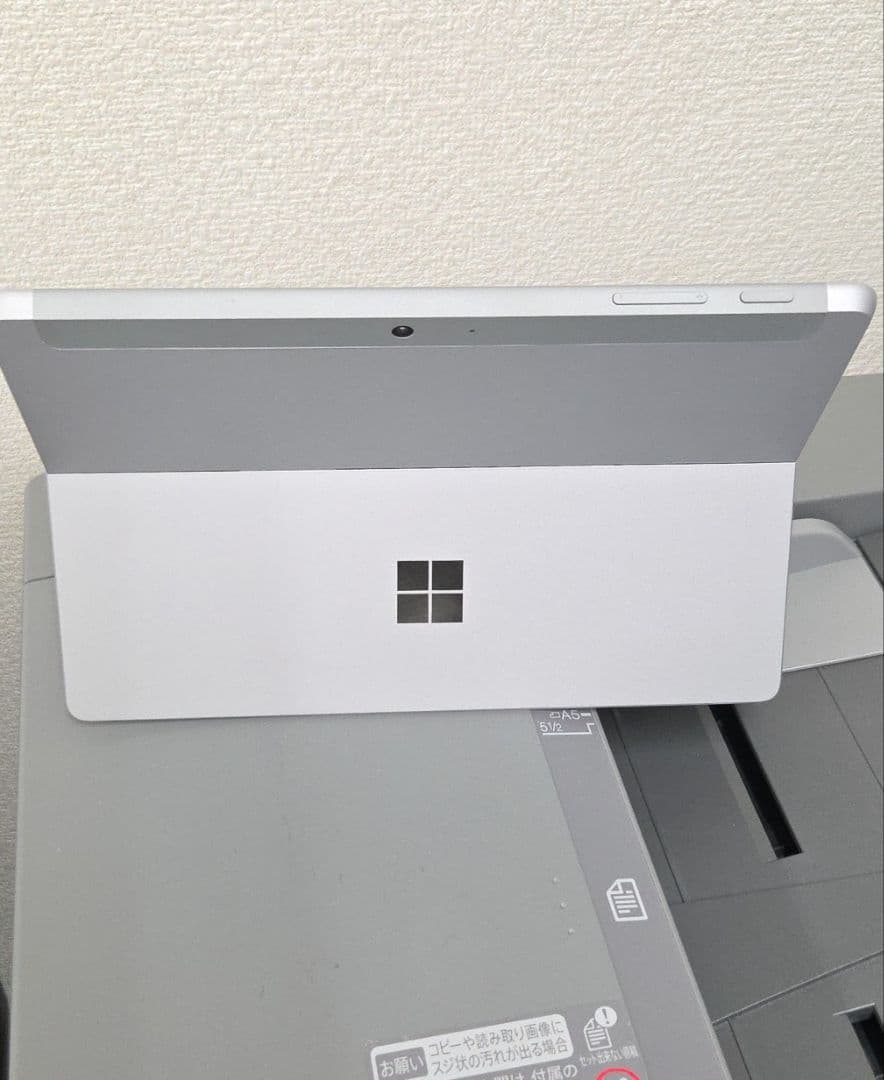 Surface Go2（4GB64GB）本体　windows 11対応モデル