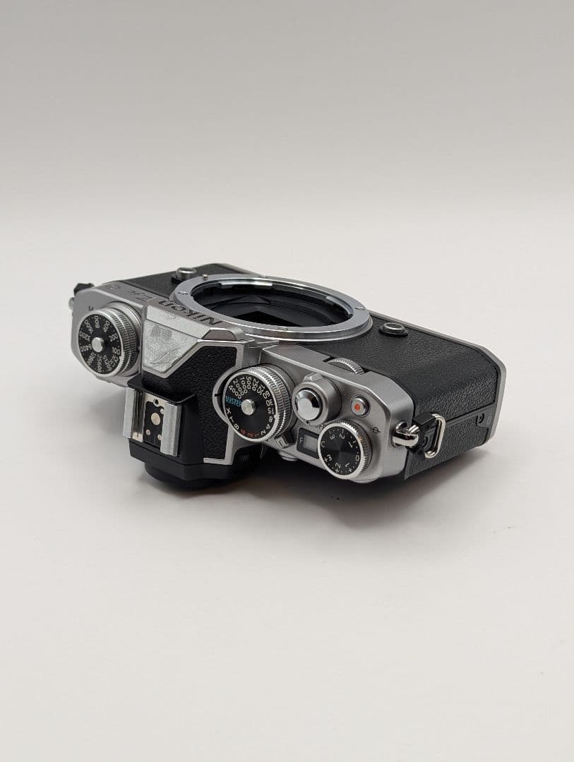 Nikon Z fc シルバー ボディ