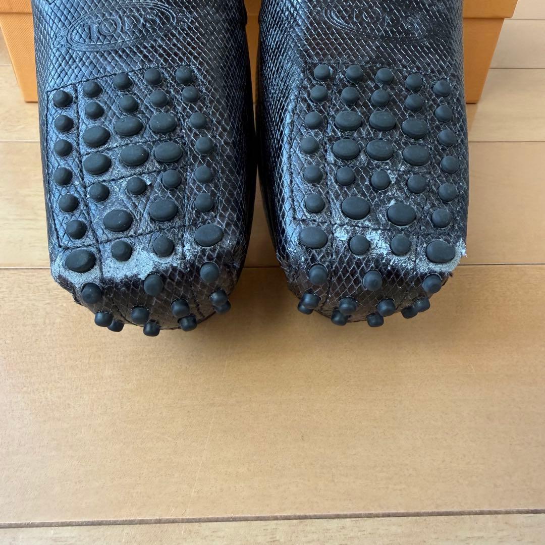 美品♡TOD'Sトッズ♡フリンジ付ゴンミーニ♡スネークプリント36.5