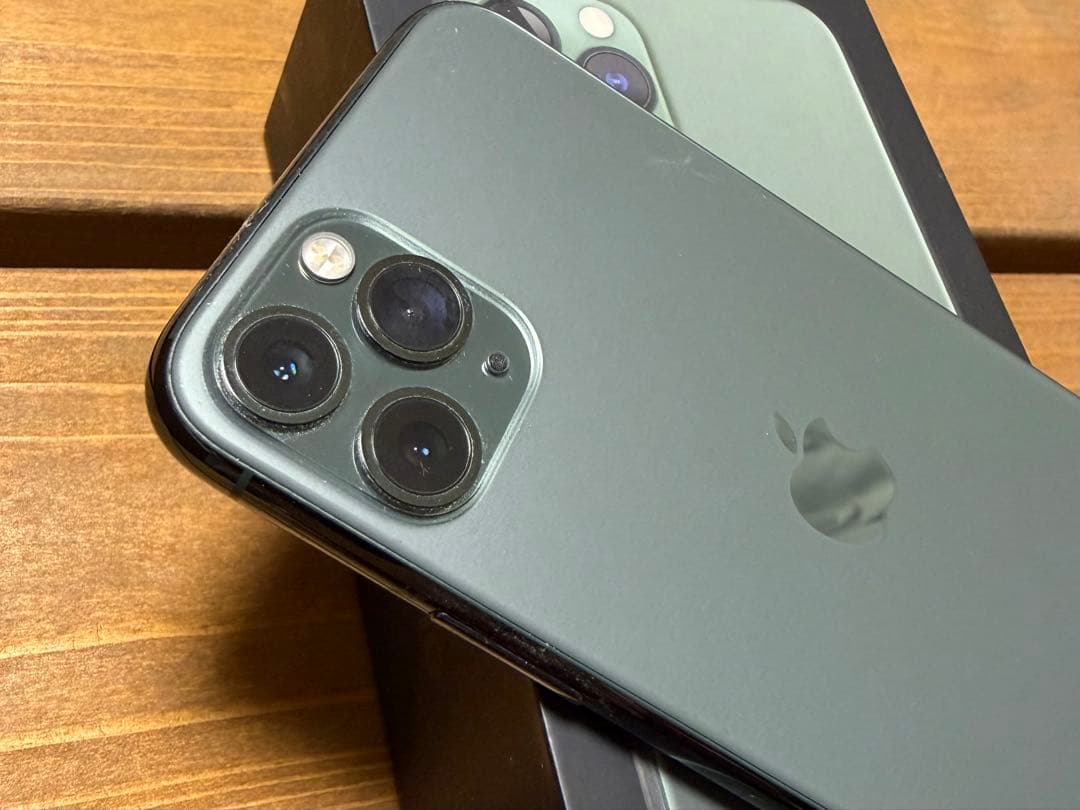 【Apple iPhone 11 Pro】ミッドナイトグリーン 64GB