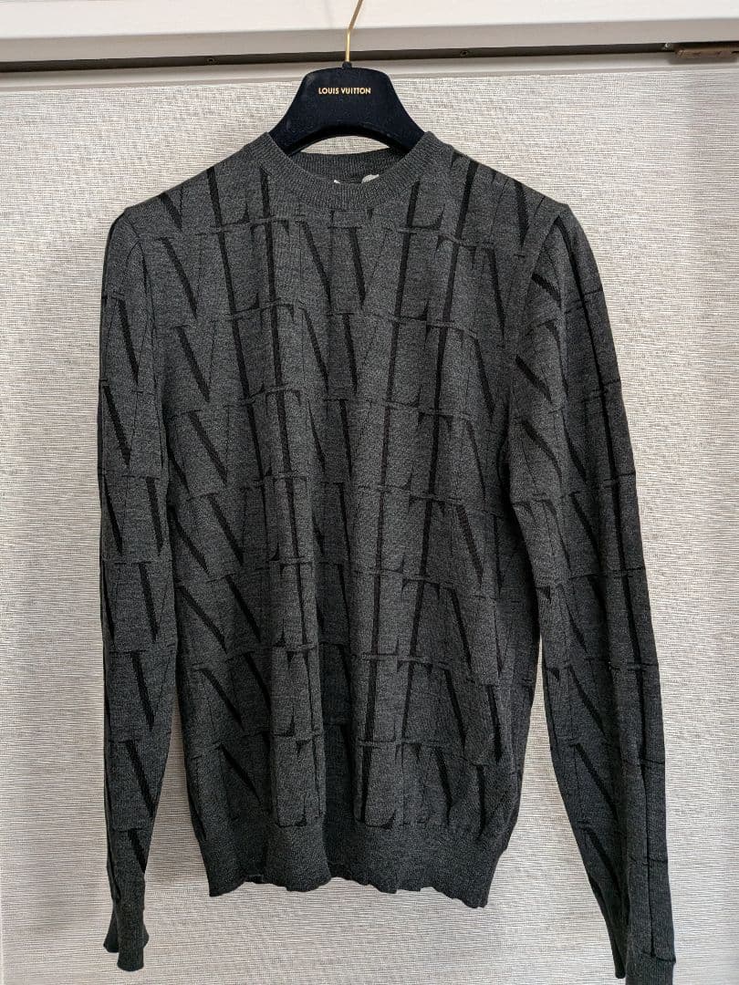 Valentino グレー ニットセーター