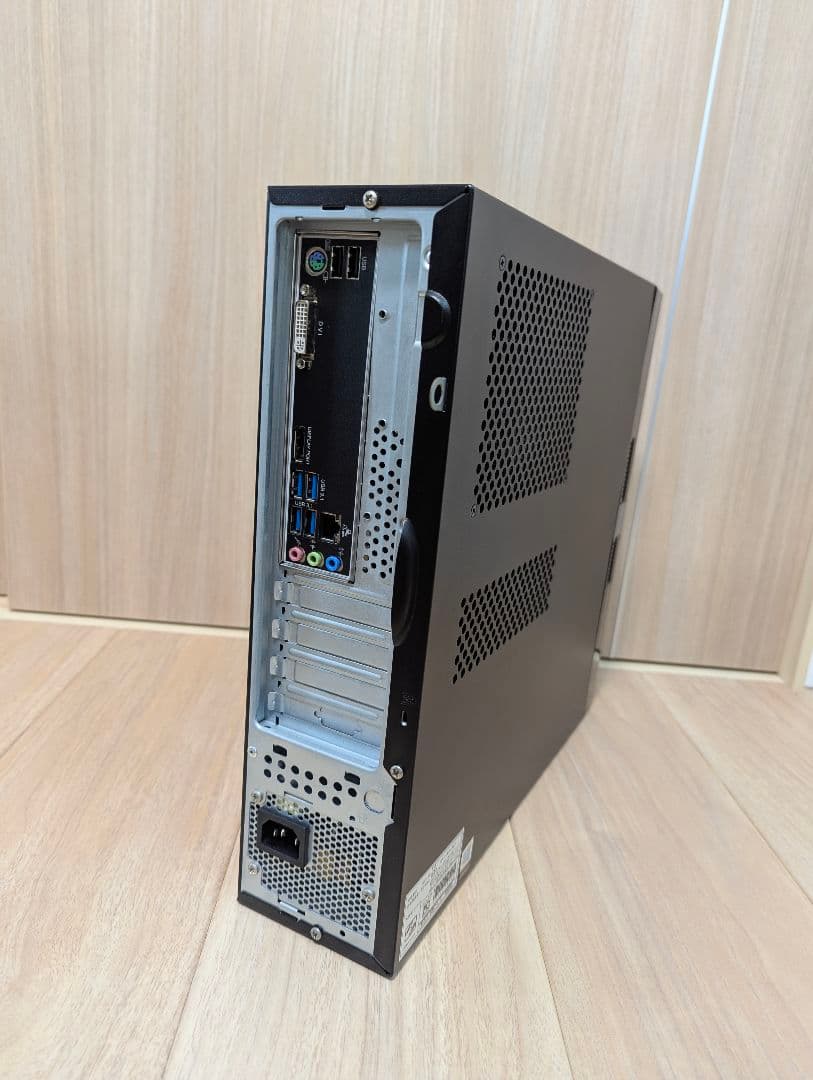 iiyama デスクトップPC i7-9700 Windows11