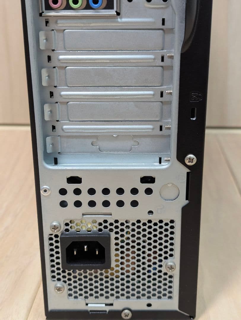 iiyama デスクトップPC i7-9700 Windows11