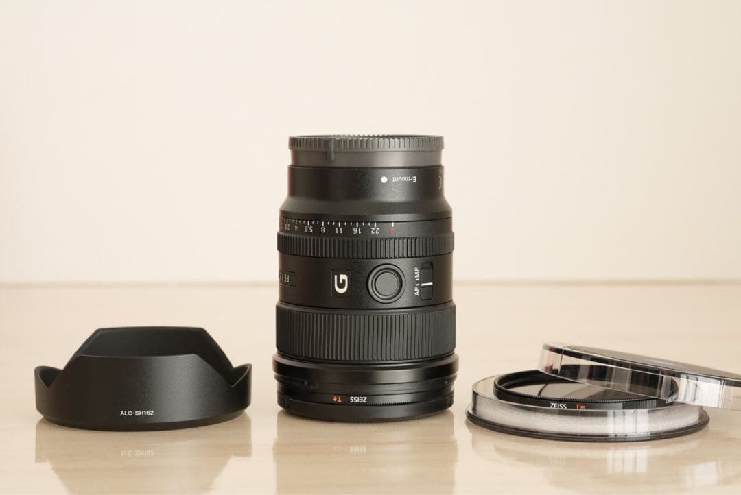 SONY FE 20mm F1.8 G (純正ZeissPLフィルター付き)美品