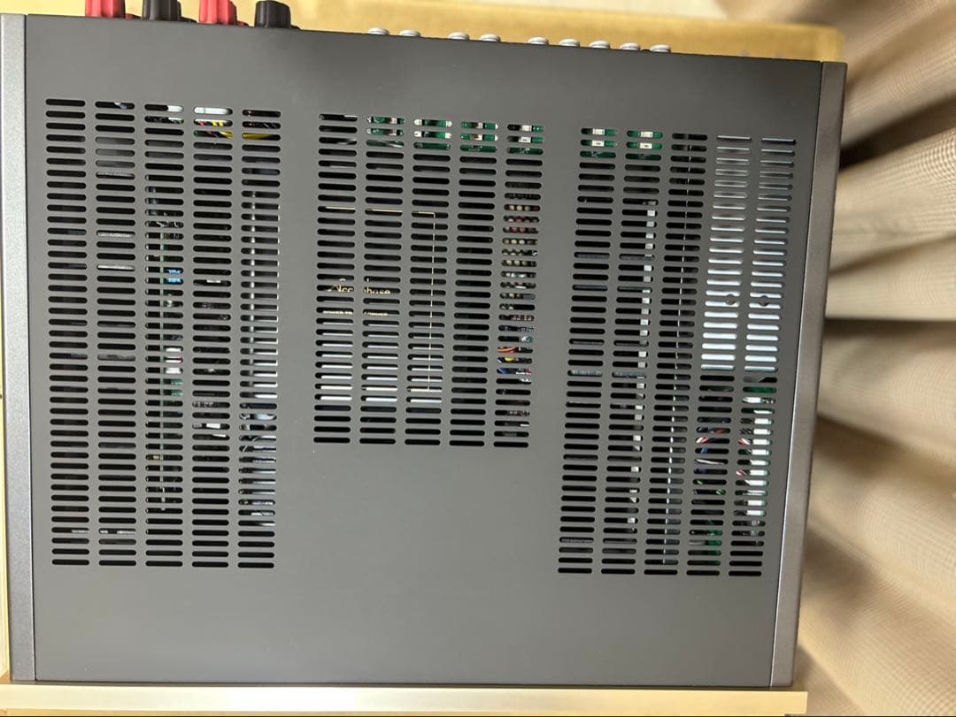 Accuphase E-380 アキュフェーズ