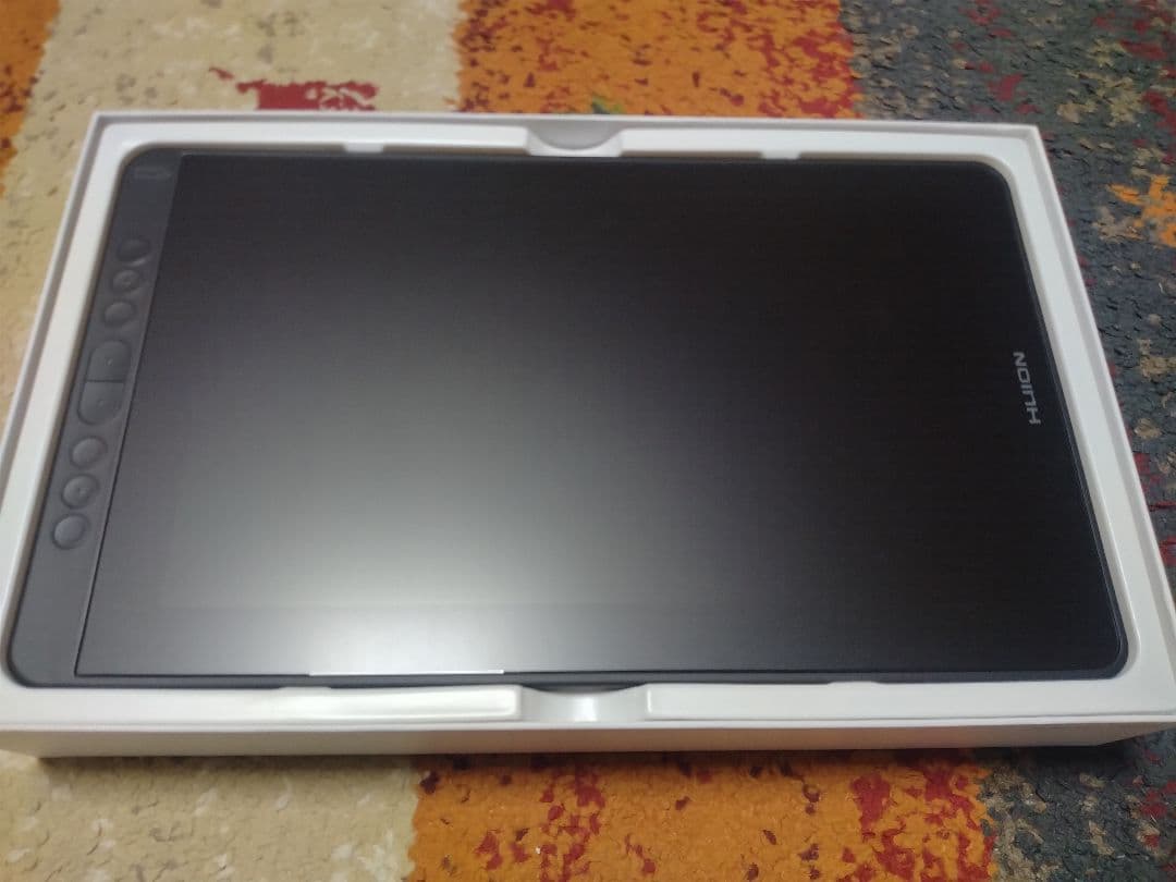 【ほぼ新品】HUION　KAMVAS13 + K20