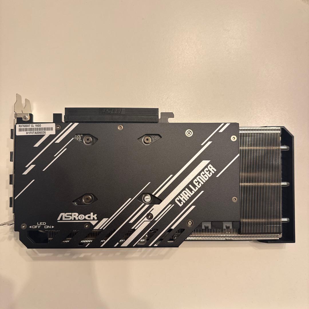 ASRock RX7600XT 16GB グラフィックボード