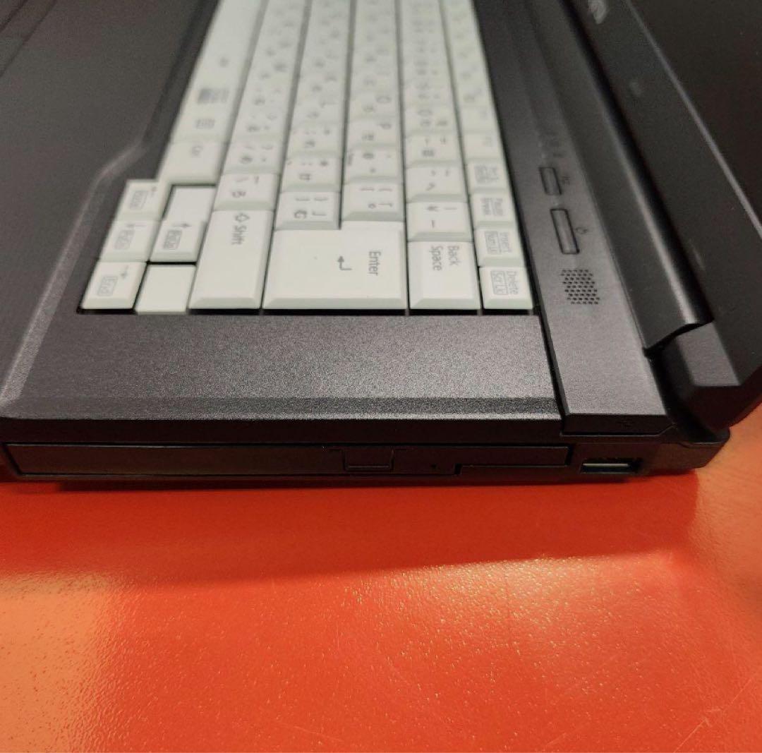 富士通 Windows 11 美品 爆速SSDノートパソコン