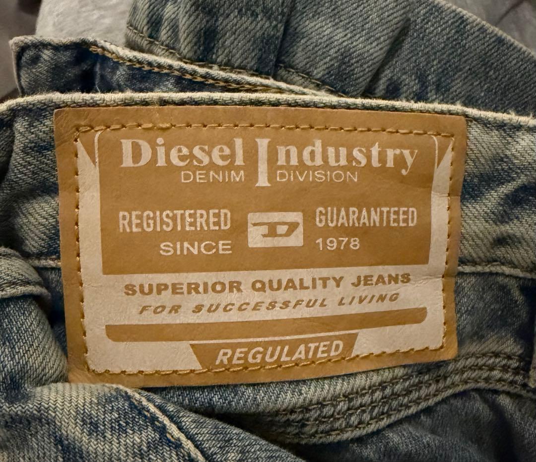 DIESEL カーゴ ワイド デニム パンツ P-MIRTA-OUT 23