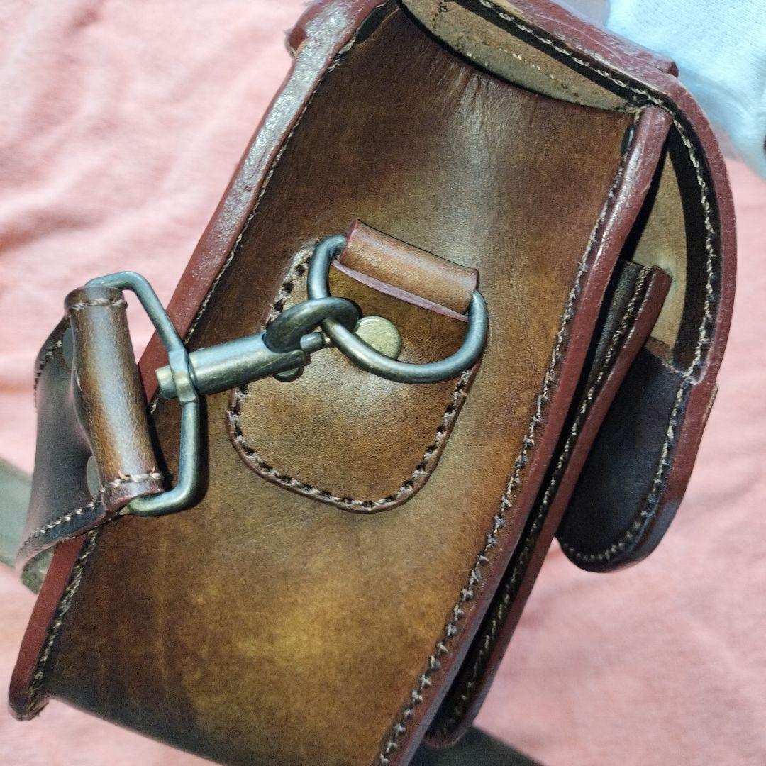 本革ショルダーバッグ ヴィンテージ