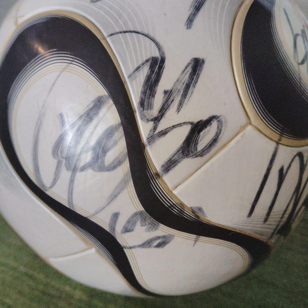 2006年ドイツワールドカップ　jリーグ記念ボール　チームガイスト　サイン多数