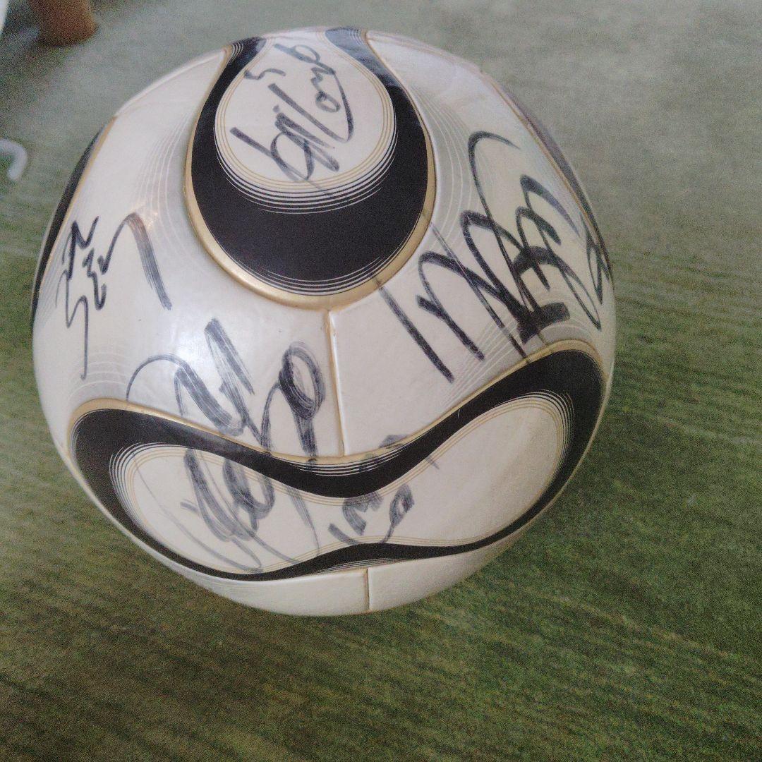 2006年ドイツワールドカップ　jリーグ記念ボール　チームガイスト　サイン多数
