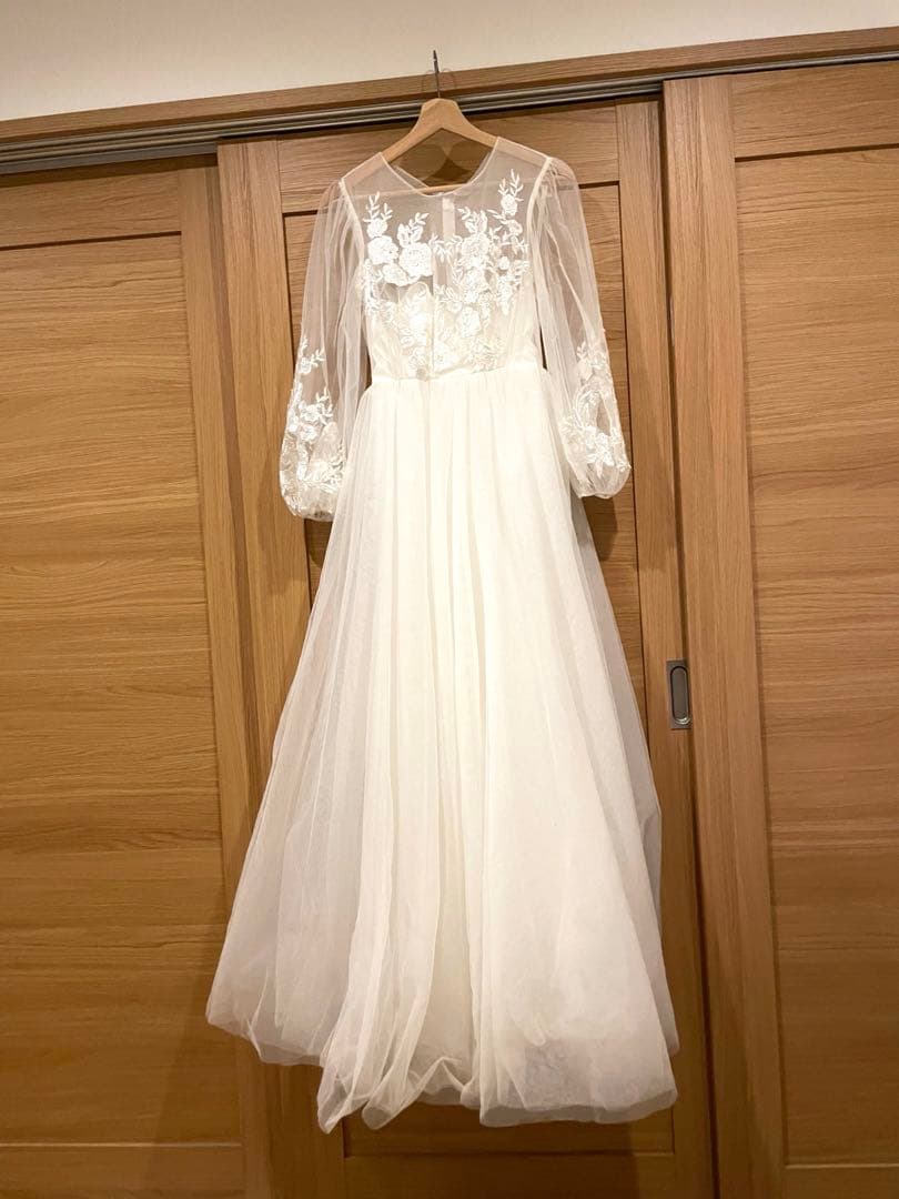 【値下げ】ドレセル　No.3176 長袖ウェディングドレス　刺繍