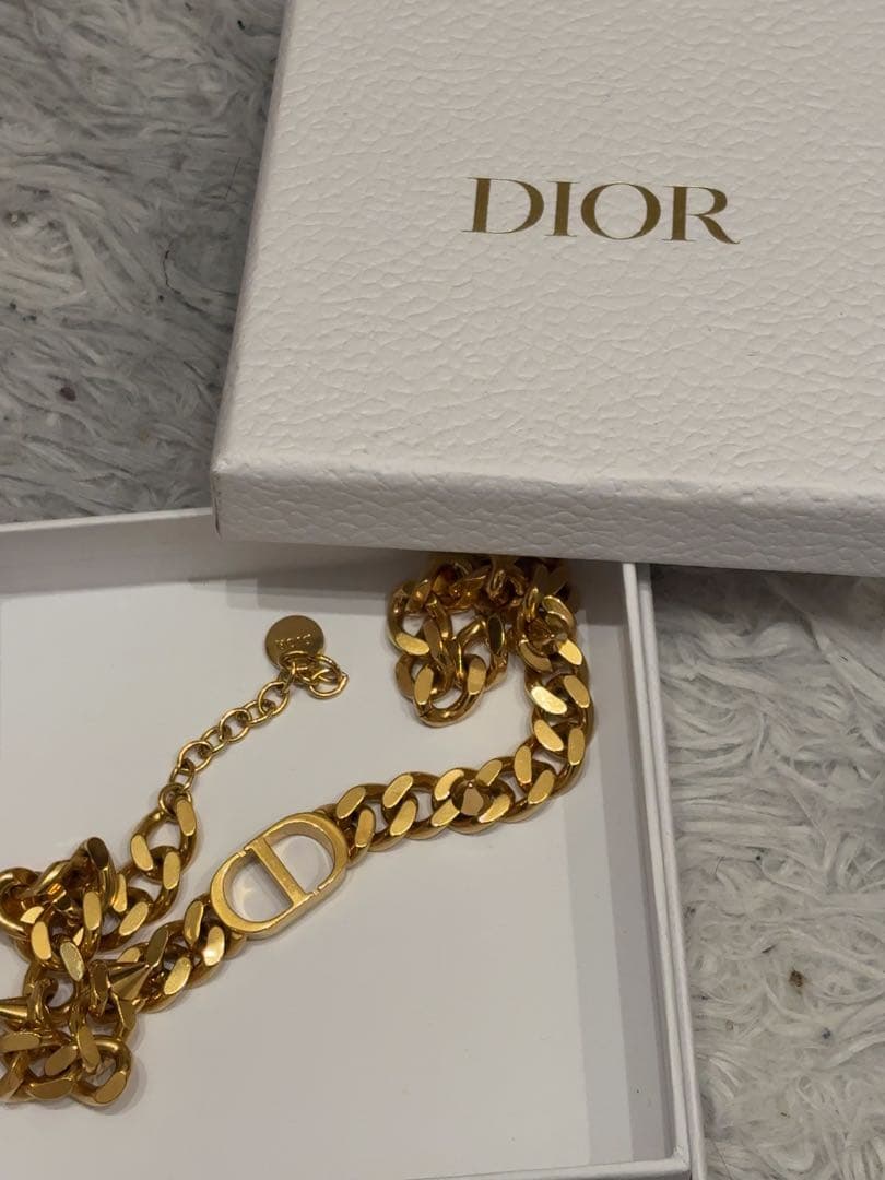 Dior チョーカー