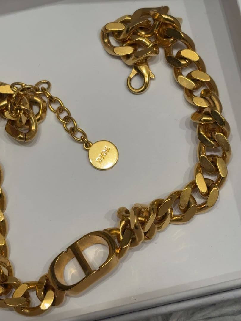 Dior チョーカー