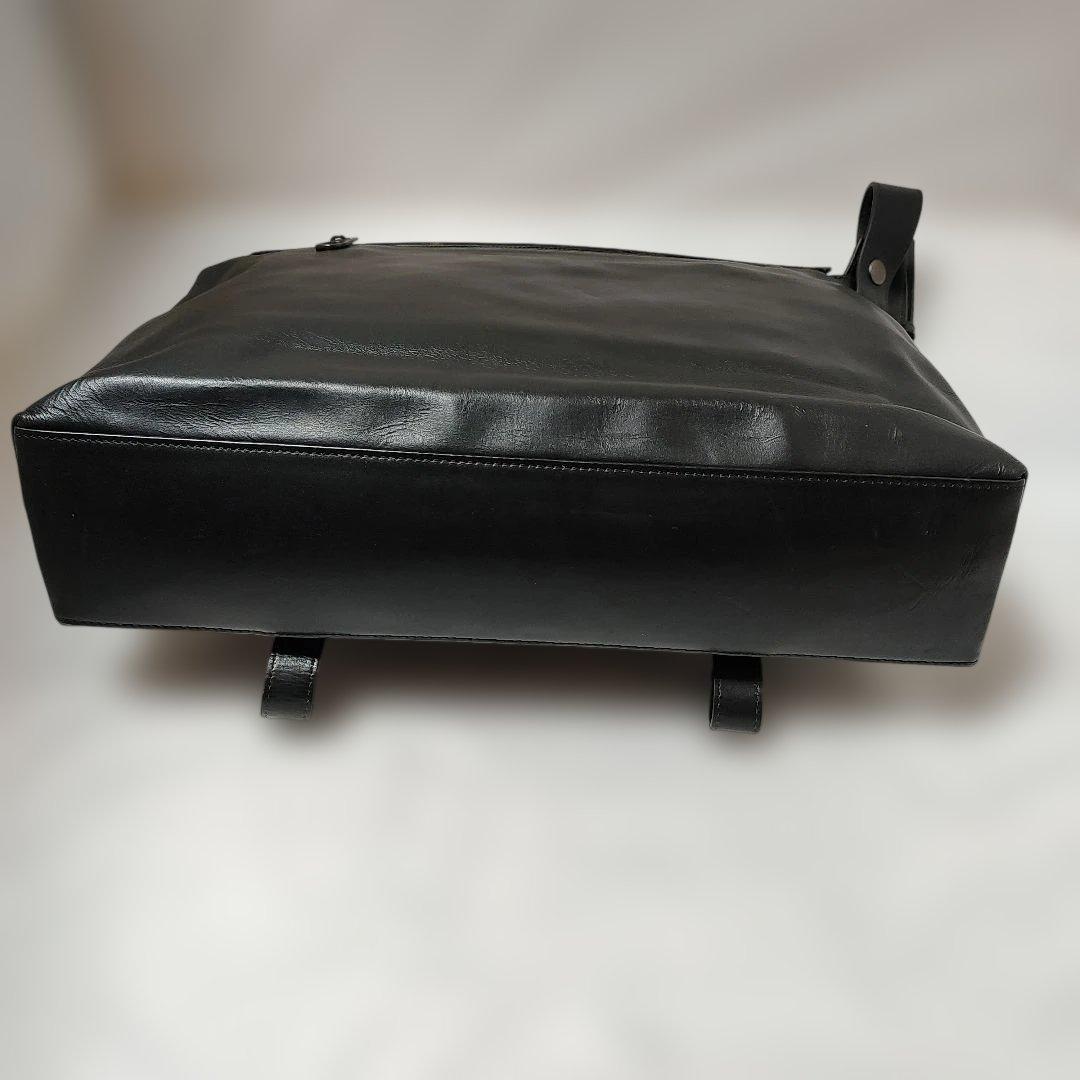 BOTTEGA design 本革シープスキンショルダーバッグ 未使用品