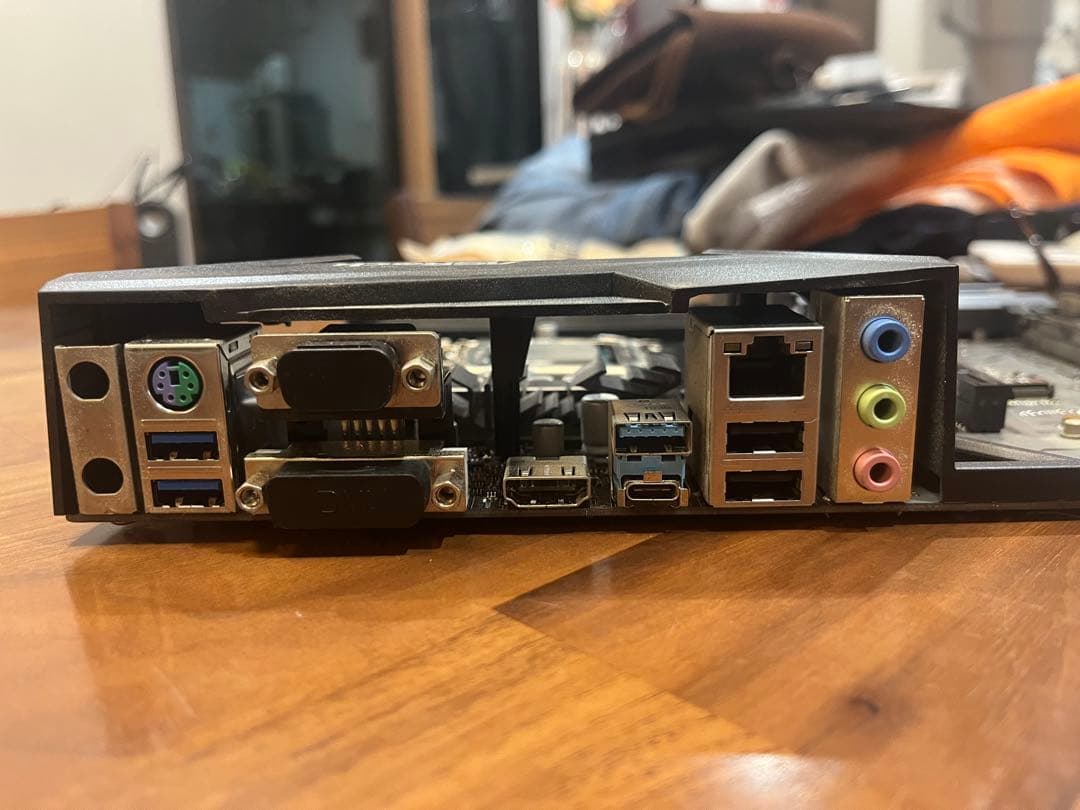 ASRock Z390 Pro4 マザーボード+Core i7 9700K