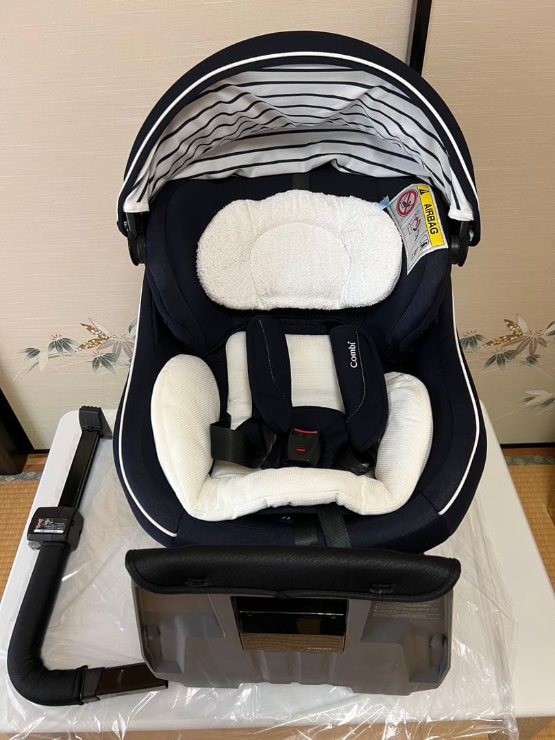 Combi チャイルドシート　クルムーヴスマート
