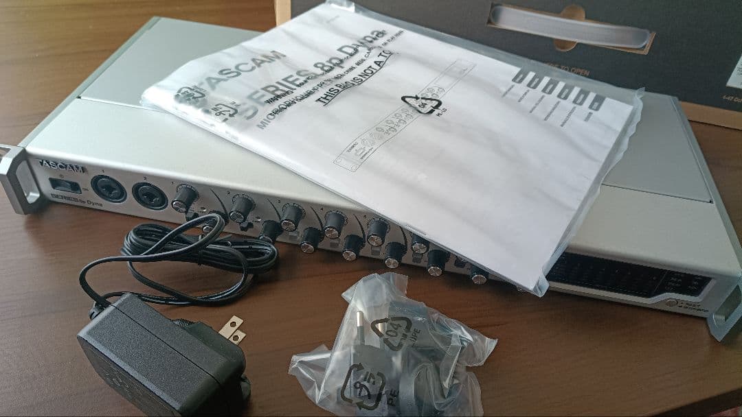 TASCAM SERIES 8p Dyna マイクプリアンプ