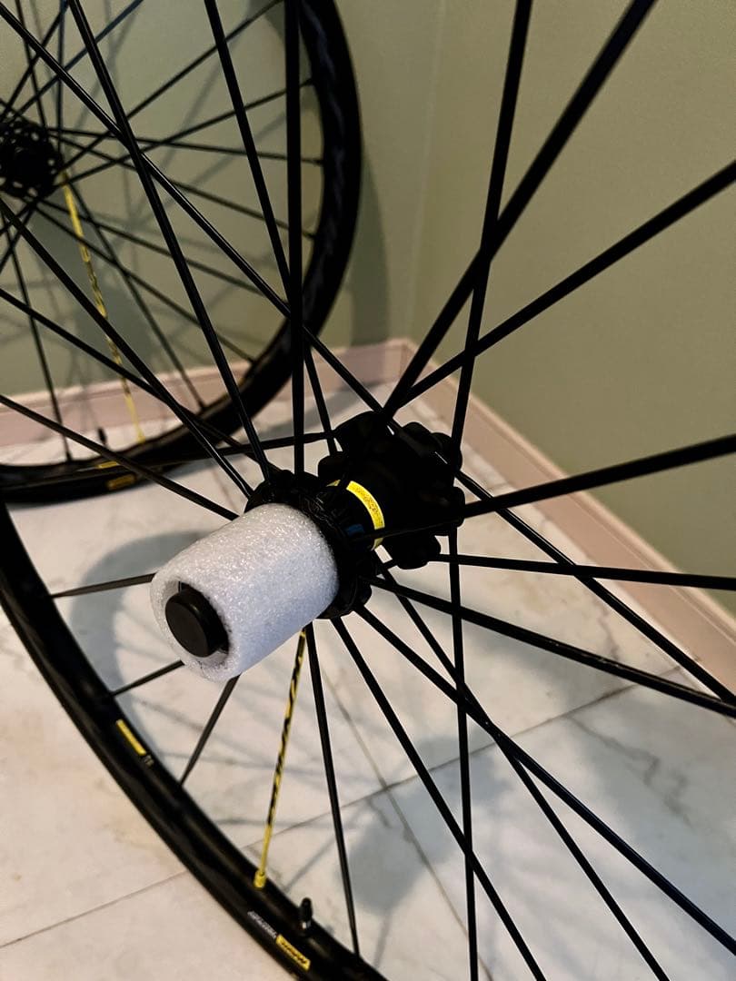 MAVIC キシリウム pro UST DISK チューブレスレディ 前後セット