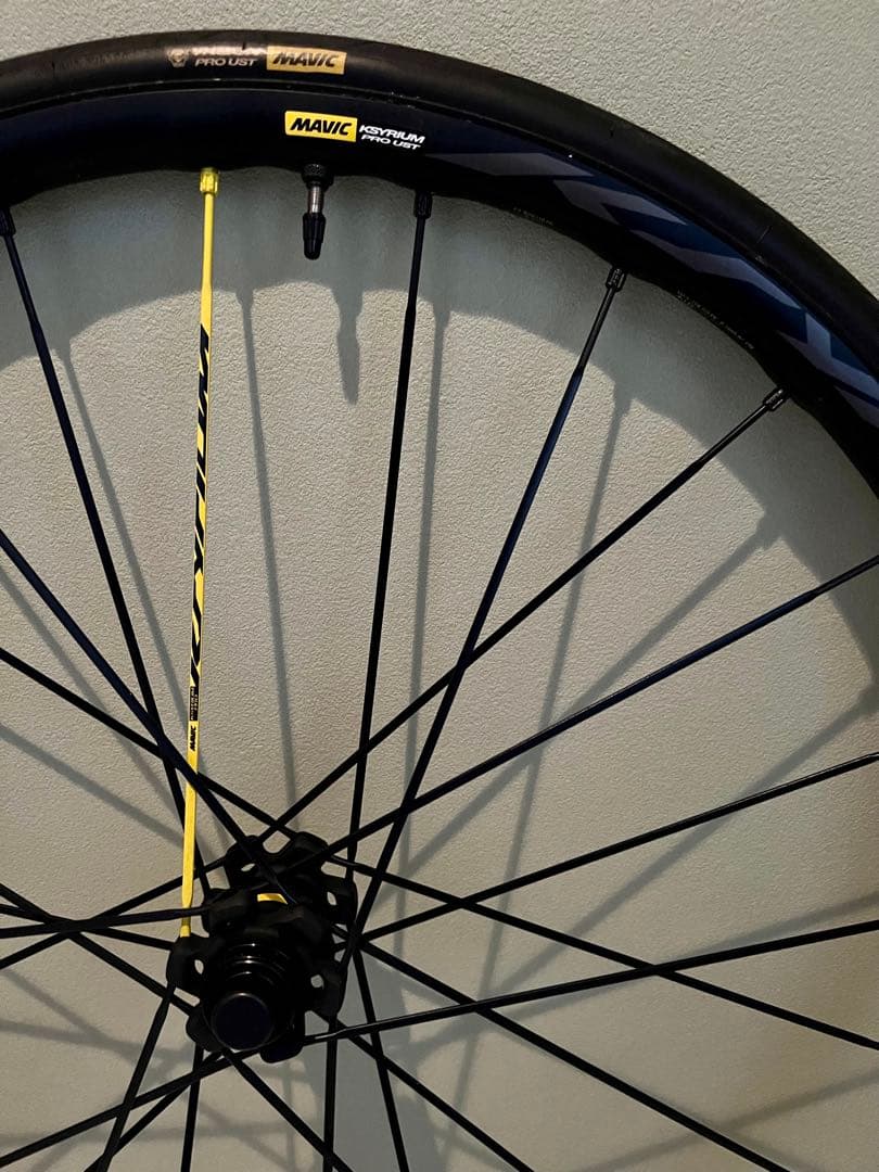 MAVIC キシリウム pro UST DISK チューブレスレディ 前後セット