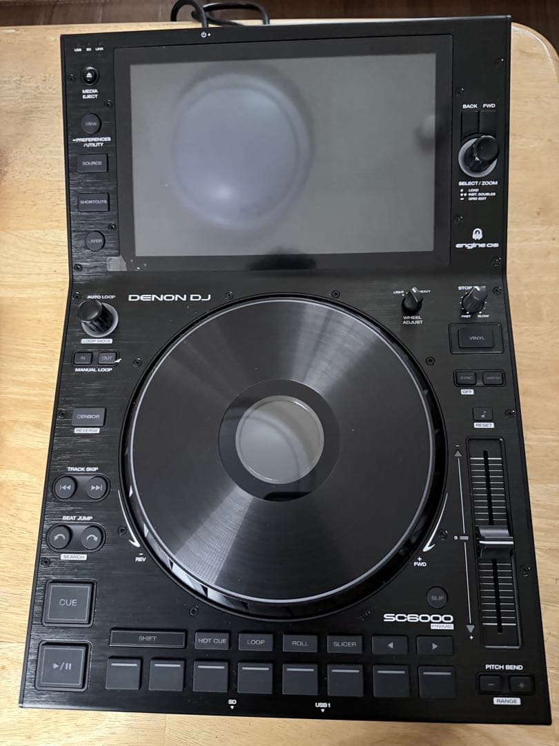 DENON DJ SC6000 タッチスクリーン搭載