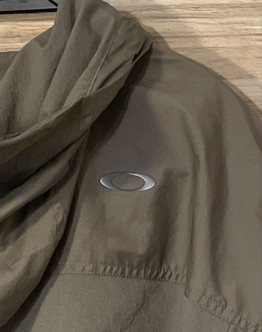 【美品・値下不可】Oakley ミリタリー風ジャケット カーキ　L