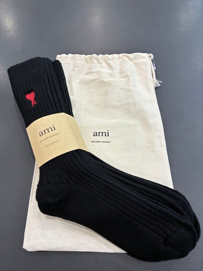 【新品未使用品】Ami Paris ソックス3足組 USC003