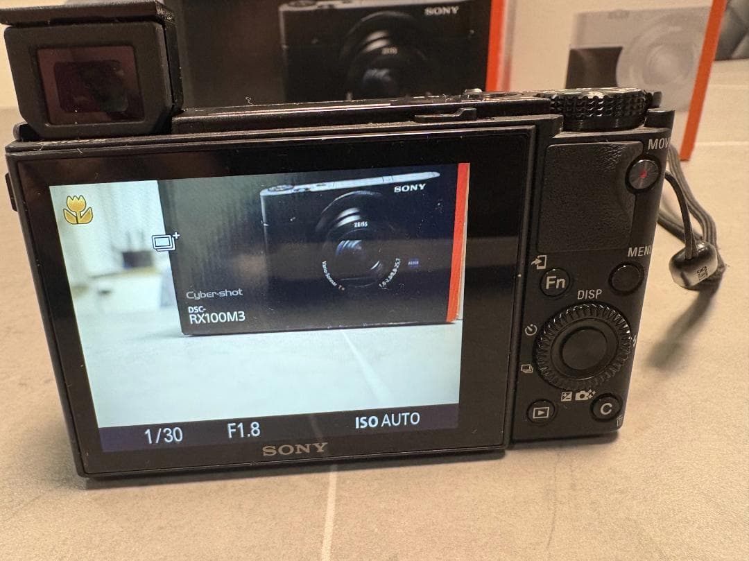 SONY DSC RX100M3 充電器・グリップ付き