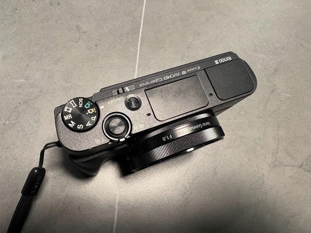 SONY DSC RX100M3 充電器・グリップ付き