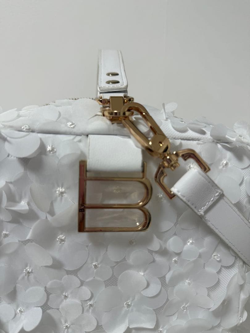 bibiy B. FLORET BOX BAGタグあり