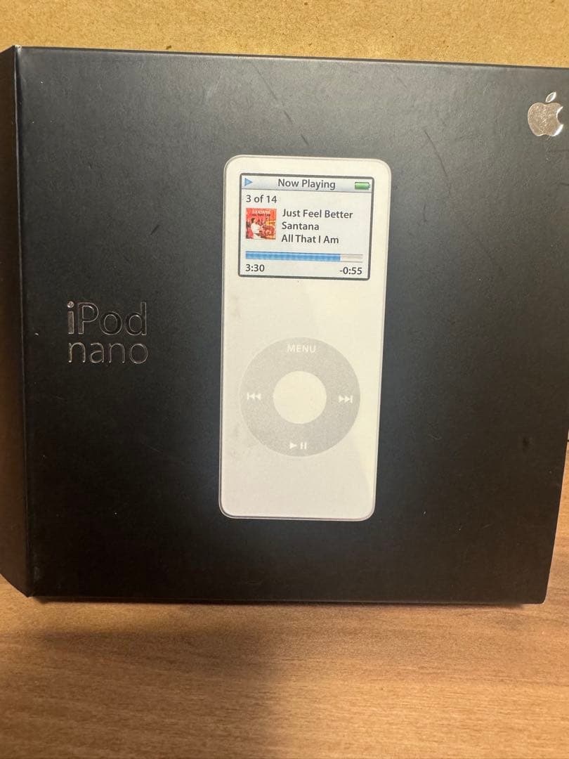 Apple iPod nano 2GB シルバー　プジョー
