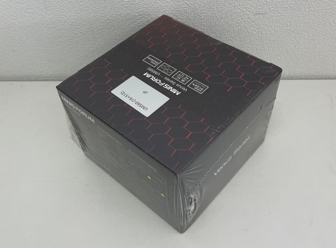 MINISFORUM / UM560 16GBメモリ/512GB SSD