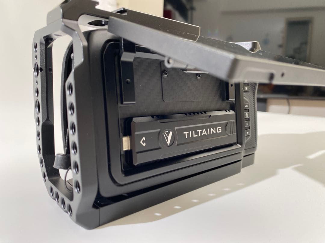 可動モニターBMPCC4K+レンズ+500GB+バッテリー+ゲージ